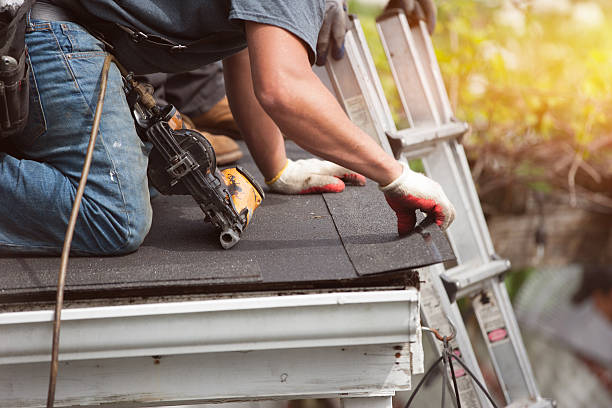 Best Residential Roofing Contractor  in Maple Bluff, WI